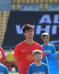 星空app官网-吴少聪拟续约土超豪门一年 因膝盖手术或秋季复出