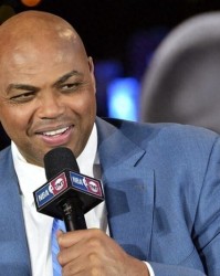 开云体育-巴克利：现役只有5人无需再证明自己！杜兰特还不够资格|罗斯·巴克利|篮球|凯文·杜兰特|斯蒂芬·库里|NBA_新浪体育_新浪新闻